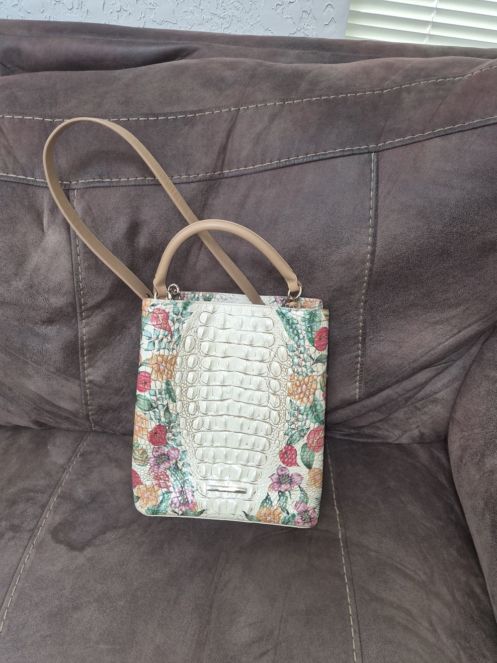 Brahmin Amelia in Ivory Tahiti - Picture 2 of 5